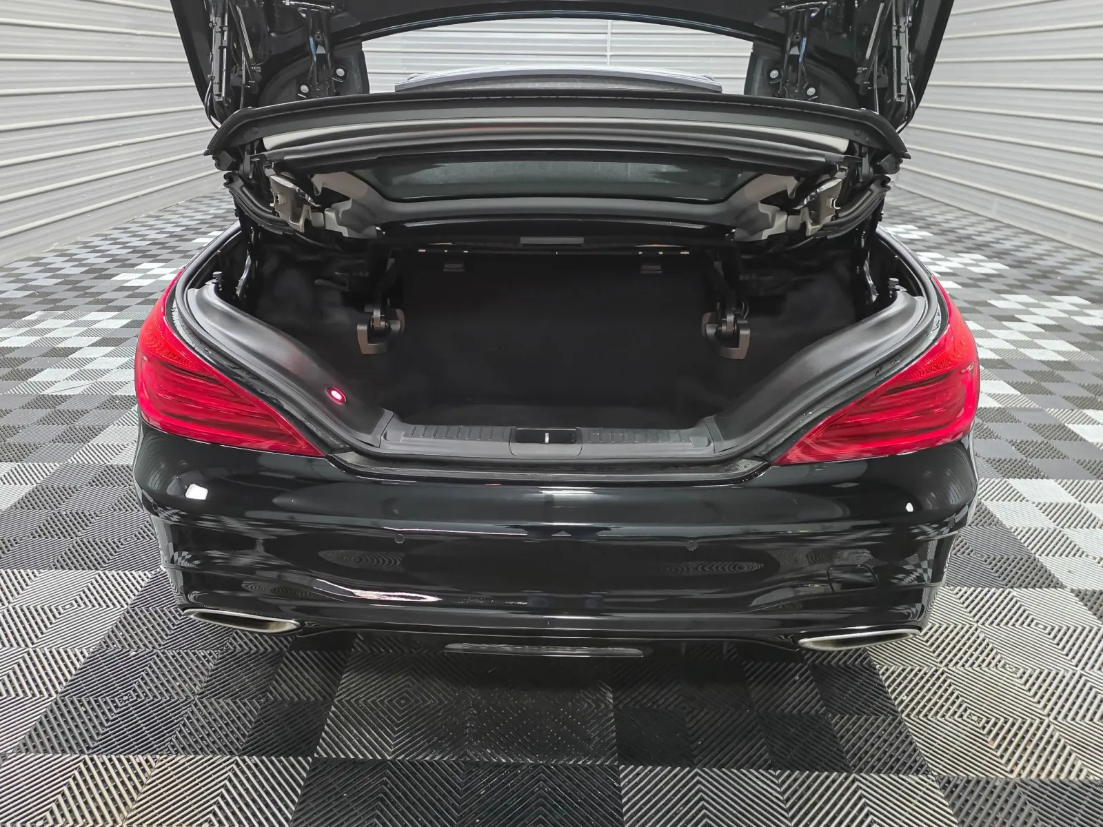 2018 Mercedes-Benz SL Roadster SL550 - Photo 34