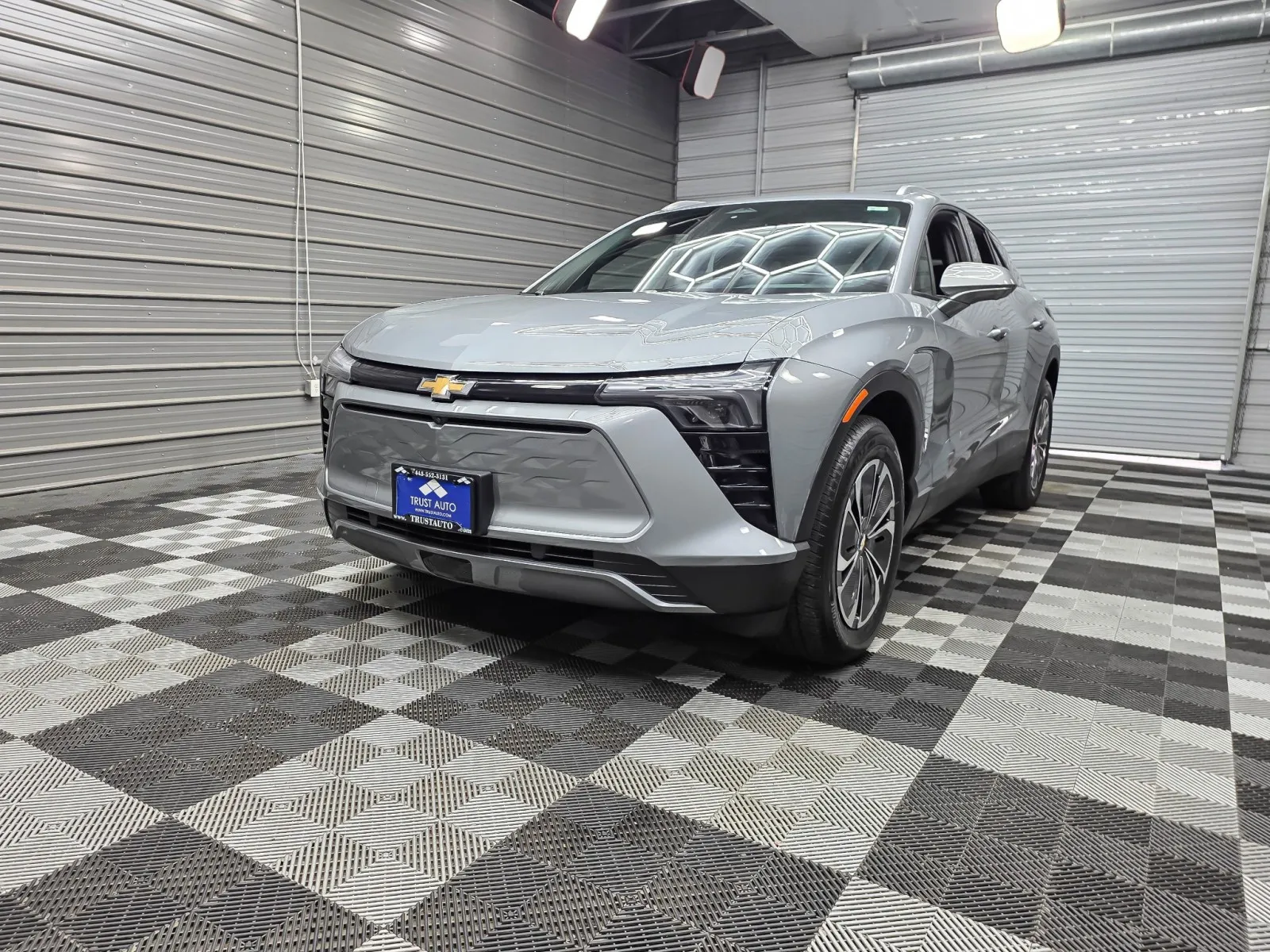 Gray 2024 Chevrolet Blazer EV LT AWD Electric SUV w/Comfort/Convenience Pkg for sale in Sykesville, MD