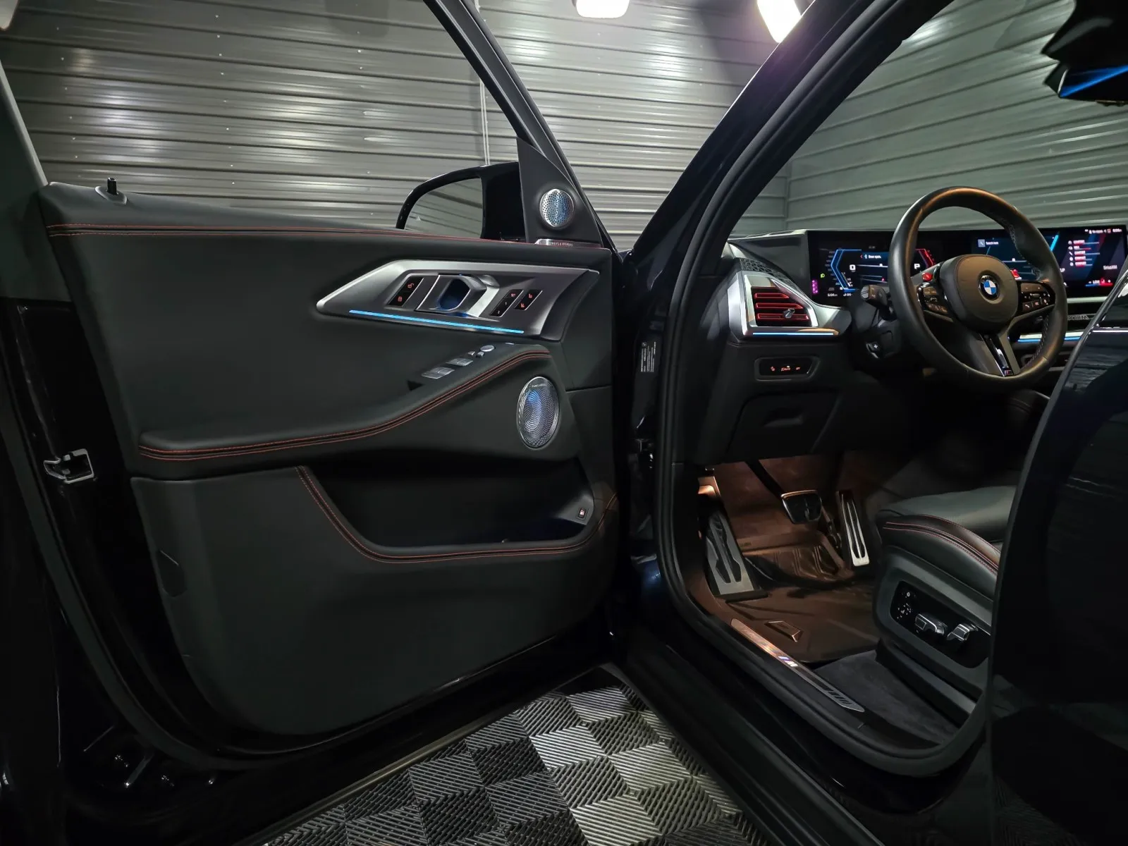 2025 BMW XM Label Red - Photo 40