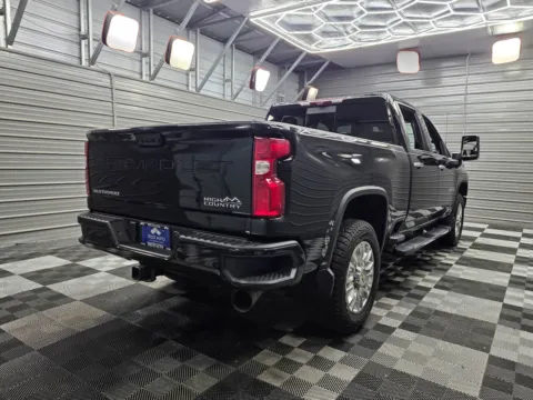 More photos of 2021 Chevrolet Silverado 2500HD High Country at Trust Auto, MD