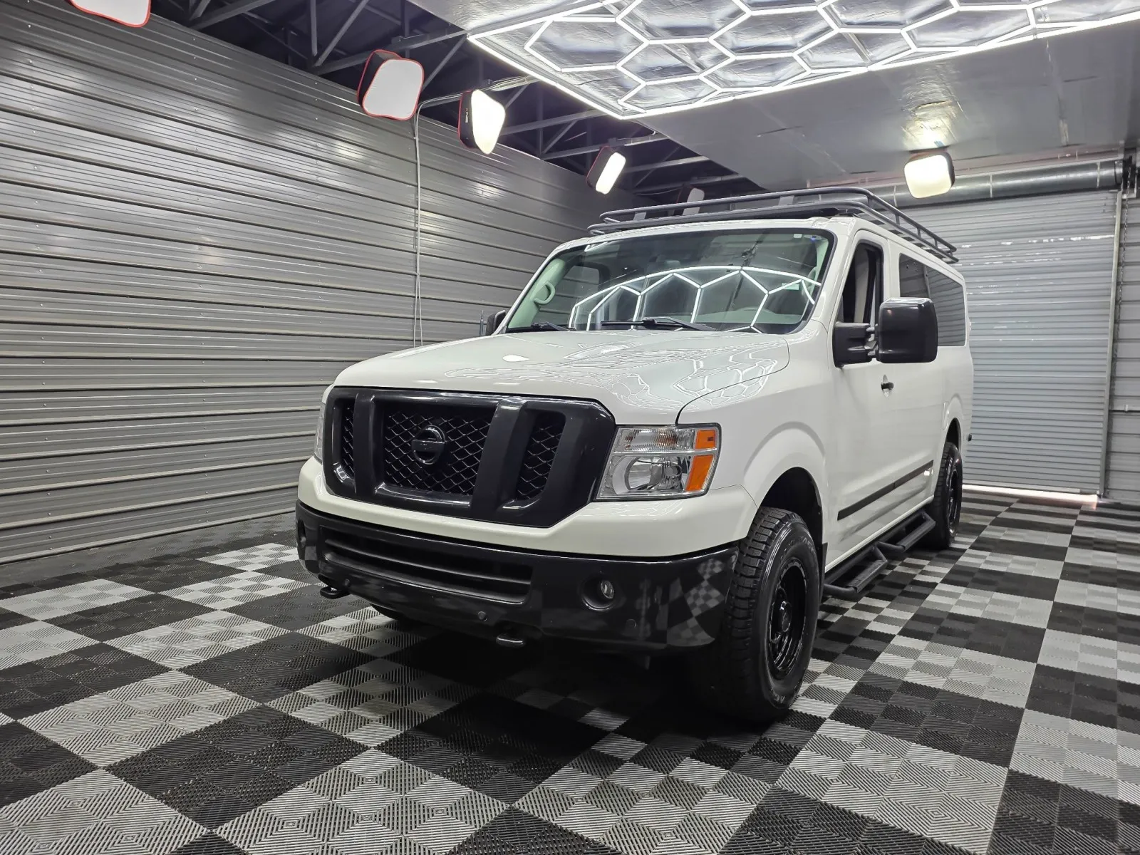 Unknown 2020 Nissan NV Passenger NV3500 HD SL for sale in Sykesville, MD