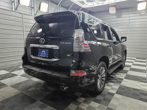 More photos of 2022 Lexus GX 460 Luxury 4WD 7-Passenger SUV at Trust Auto, MD