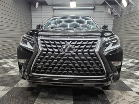 Another view of 2022 Lexus GX 460 Luxury 4WD 7-Passenger SUV for sale in Sykesville, MD at Trust Auto