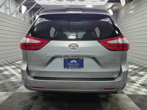 More photos of 2018 Toyota Sienna Limited at Trust Auto, MD