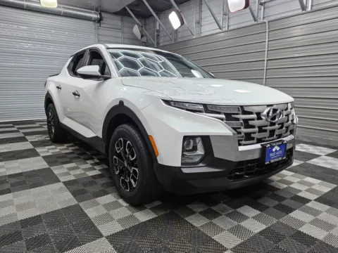 Another view of 2023 Hyundai Santa Cruz SE for sale in Sykesville, MD at Trust Auto