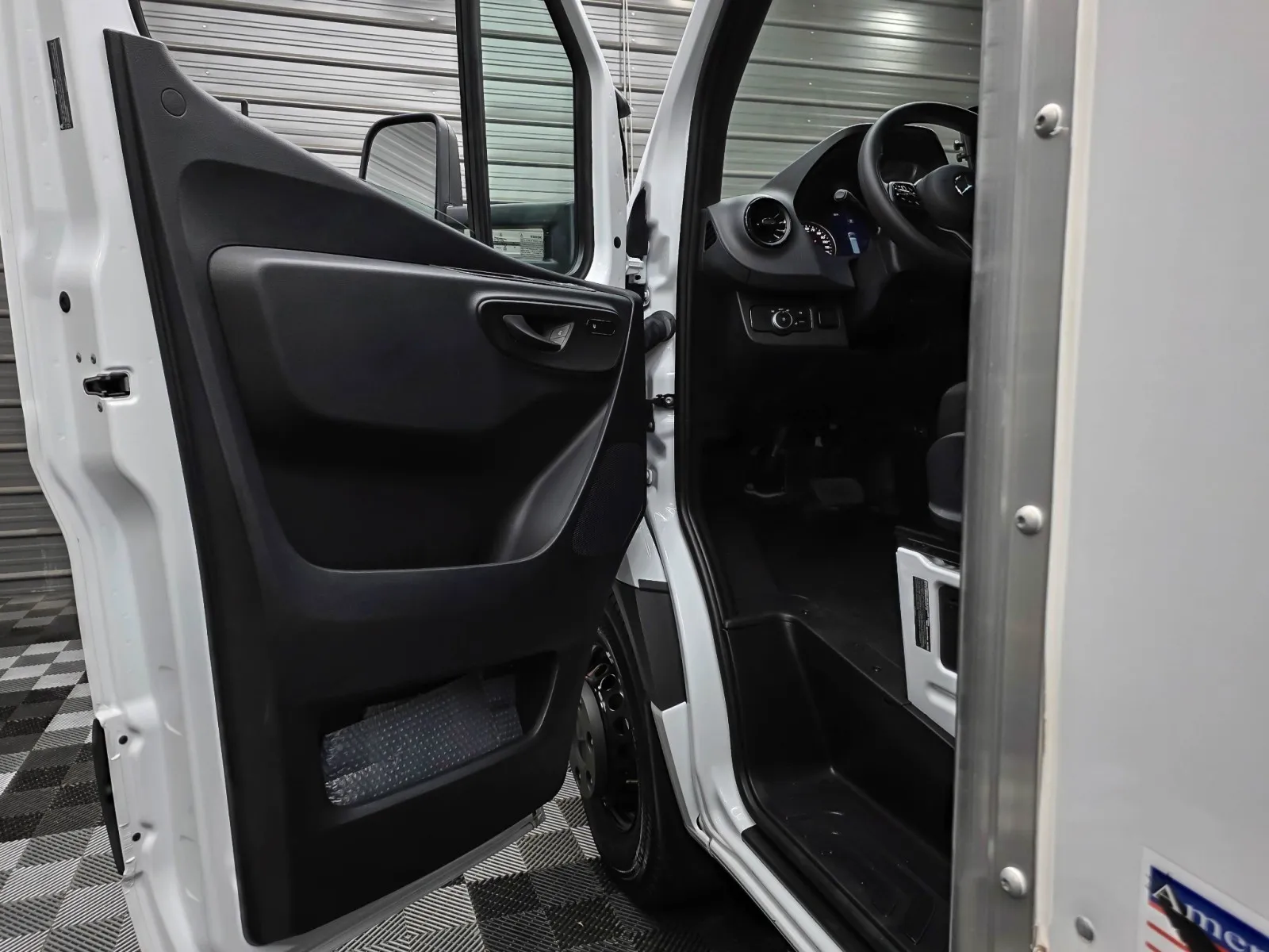 2024 Mercedes-Benz Sprinter Cab Chassis Base - Photo 26