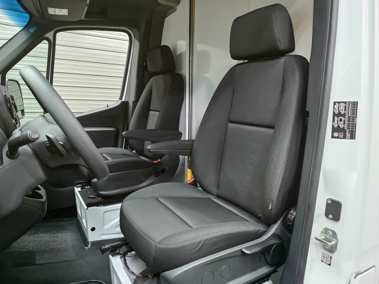 2024 Mercedes-Benz Sprinter Cab Chassis Base - Photo 14