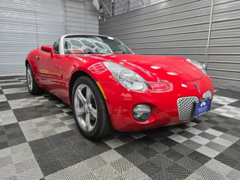Another view of 2006 Pontiac Solstice for sale in Sykesville, MD at Trust Auto