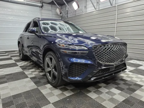More photos of 2022 Genesis GV70 3.5T Sport AWD Luxury SUV w/Sport Advanced/Prestige Pkgs at Trust Auto, MD