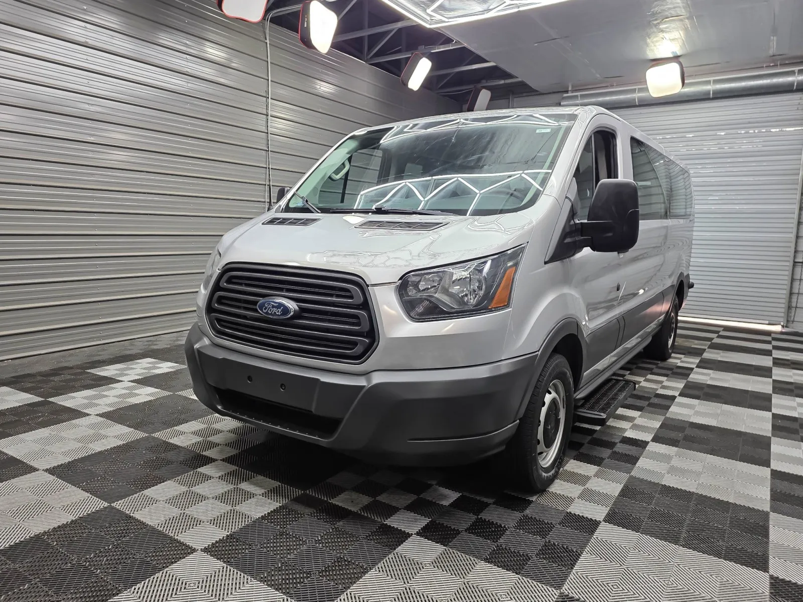 Unknown 2016 Ford Transit Wagon XLT for sale in Sykesville, MD