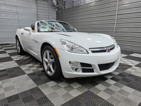 More photos of 2008 Saturn Sky Soft-Top Convertible Coupe at Trust Auto, MD