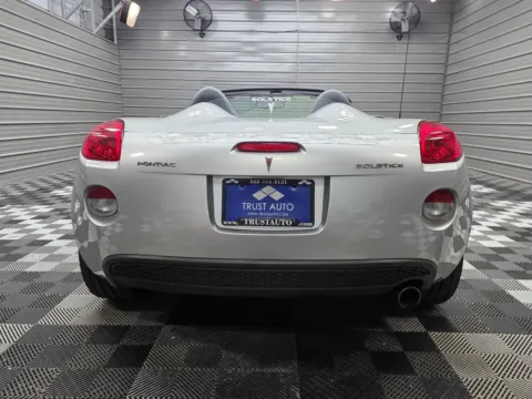 More photos of 2007 Pontiac Solstice at Trust Auto, MD