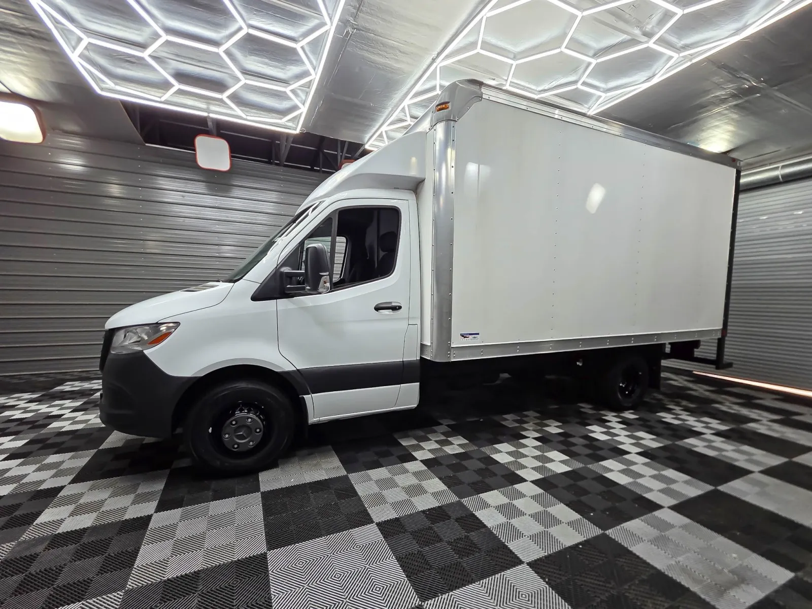 2024 Mercedes-Benz Sprinter Cab Chassis Base - Photo 9