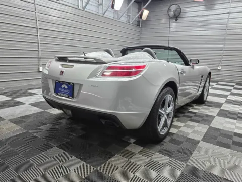 More photos of 2008 Saturn Sky Red Line Carbon Flash SE at Trust Auto, MD