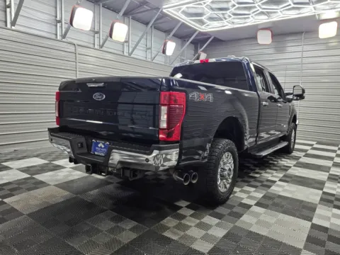 More photos of 2022 Ford Super Duty F-250 XLT 4WD Crew Cab Power Stroke Diesel Pickup Truck w/Premium Pkg at Trust Auto, MD