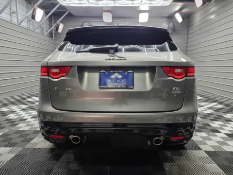 More photos of 2019 Jaguar F-PACE S at Trust Auto, MD
