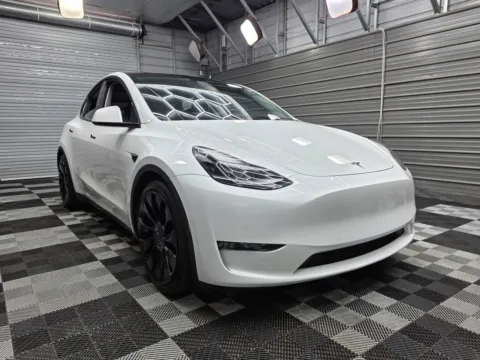 More photos of 2021 Tesla Model Y Performance AWD Electric Luxury Sedan at Trust Auto, MD