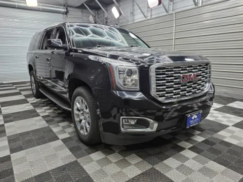 More photos of 2018 GMC Yukon XL Denali 4WD Luxury 7-Passenger SUV at Trust Auto, MD