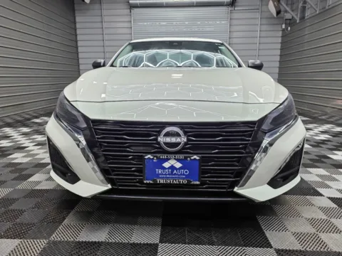 Photos of 2025 Nissan Altima SV AWD 4-Door Sedan for sale in Sykesville, MD at Trust Auto