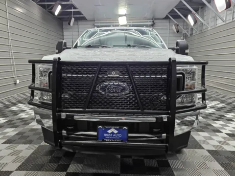 Another view of 2022 Ford Super Duty F-250 SRW XL 4WD Crew Cab Pickup Truck for sale in Sykesville, MD at Trust Auto