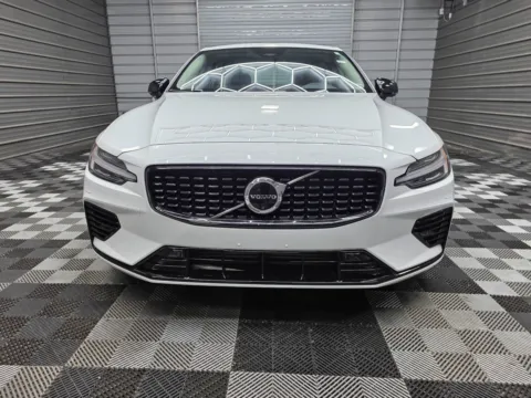 Photos of 2025 Volvo S60 Plug-In Hybrid Plus for sale in Sykesville, MD at Trust Auto