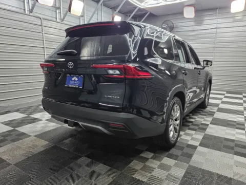 More photos of 2024 Toyota Grand Highlander Limited at Trust Auto, MD