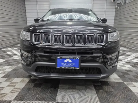 Photos of 2019 Jeep Compass Altitude for sale in Sykesville, MD at Trust Auto