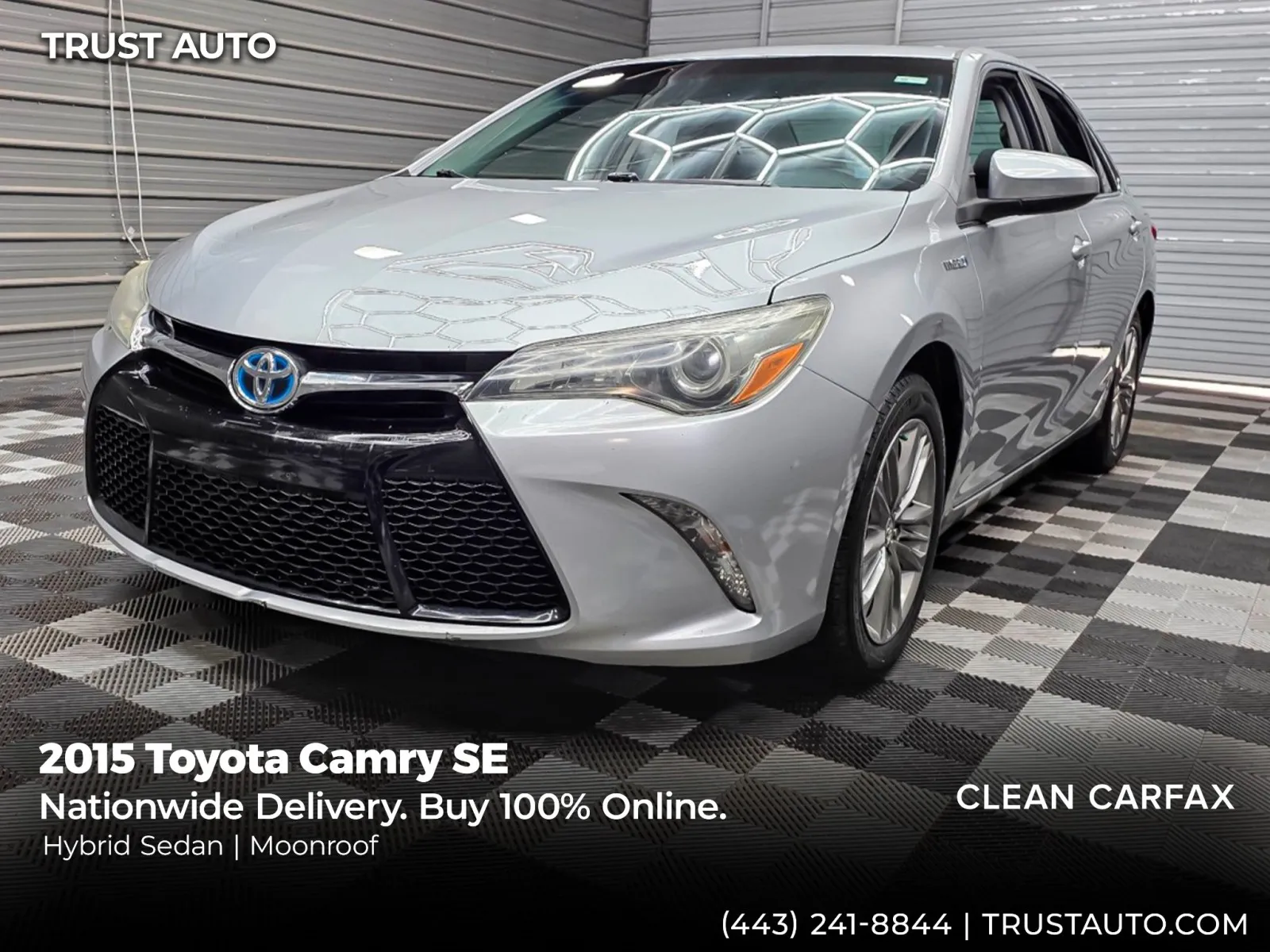 Silver 2015 Toyota Camry SE Hybrid 4-Door Sedan for sale in Sykesville, MD