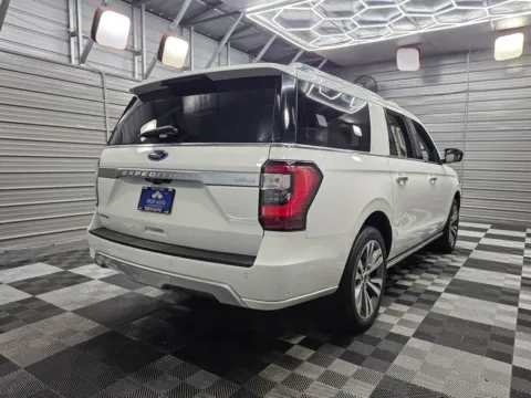 More photos of 2020 Ford Expedition Max Platinum 4WD 7-Passenger SUV at Trust Auto, MD