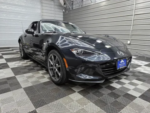 More photos of 2020 Mazda MX-5 Miata RF Grand Touring 6-Speed Manual Hard-Top Convertible Coupe at Trust Auto, MD