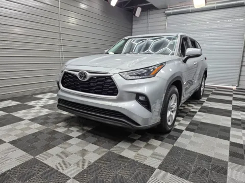 2021 Toyota Highlander L for sale in Sykesville, MD