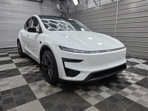 More photos of 2026 Tesla Model Y Performance AWD Electric Luxury SUV at Trust Auto, MD