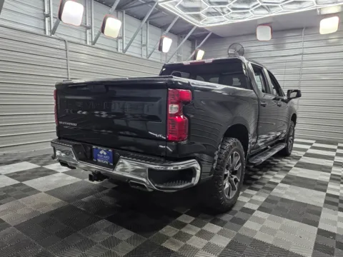 More photos of 2021 Chevrolet Silverado 1500 LT at Trust Auto, MD