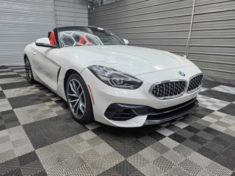 Another view of 2022 BMW Z4 sDrive30i Soft-Top Convertible for sale in Sykesville, MD at Trust Auto
