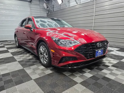 More photos of 2023 Hyundai Sonata SEL 4-Door Sedan at Trust Auto, MD