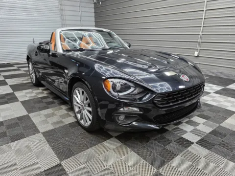 More photos of 2017 FIAT 124 Spider Lusso Soft-Top Convertible at Trust Auto, MD