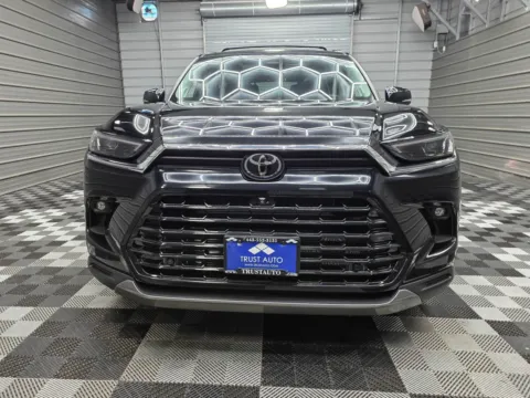 Another view of 2025 Toyota Grand Highlander Limited AWD 7-Passenger Hybrid Luxury SUV for sale in Sykesville, MD at Trust Auto