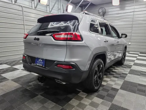 More photos of 2017 Jeep Cherokee Limited at Trust Auto, MD