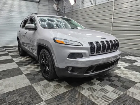 Another view of 2017 Jeep Cherokee Limited for sale in Sykesville, MD at Trust Auto
