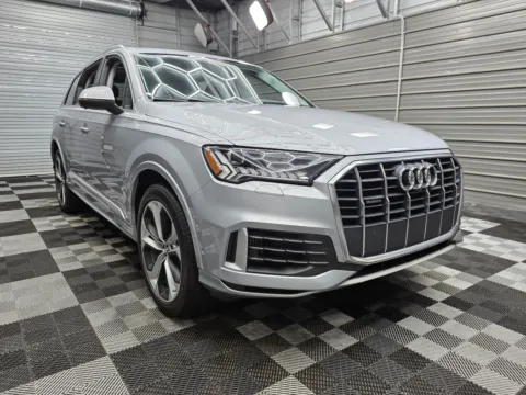 More photos of 2021 Audi Q7 Premium Plus 55 TFSI Quattro AWD 7-Passenger Luxury SUV at Trust Auto, MD