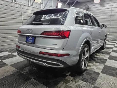 More photos of 2021 Audi Q7 Premium Plus 55 TFSI Quattro AWD 7-Passenger Luxury SUV at Trust Auto, MD