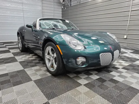 Another view of 2006 Pontiac Solstice for sale in Sykesville, MD at Trust Auto