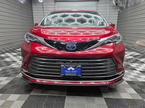 Photos of 2024 Toyota Sienna Platinum for sale in Sykesville, MD at Trust Auto