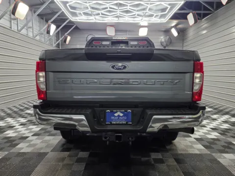 More photos of 2022 Ford Super Duty F-350 SRW XLT at Trust Auto, MD
