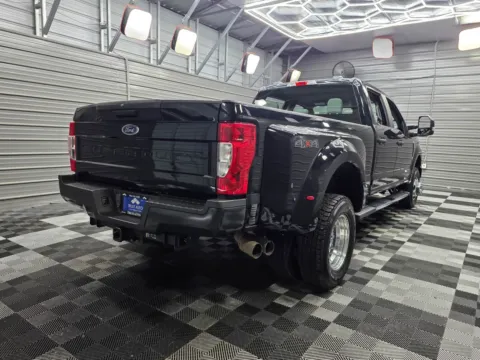 More photos of 2020 Ford Super Duty F-350 DRW Platinum at Trust Auto, MD