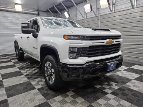 More photos of 2024 Chevrolet Silverado 2500 HD Custom 4WD Crew Cab 6.6L V8 Pickup Truck w/Custom Value Pkg at Trust Auto, MD
