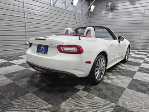 More photos of 2019 FIAT 124 Spider Urbana Edition at Trust Auto, MD