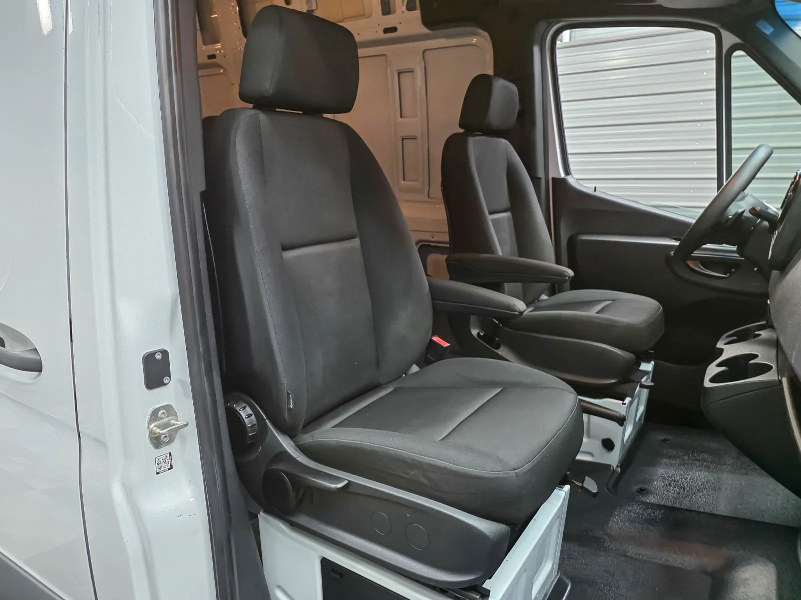 2022 Mercedes-Benz Sprinter Cargo Van Base - Photo 17