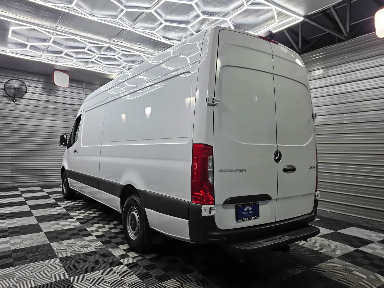 2022 Mercedes-Benz Sprinter Cargo Van Base - Photo 7
