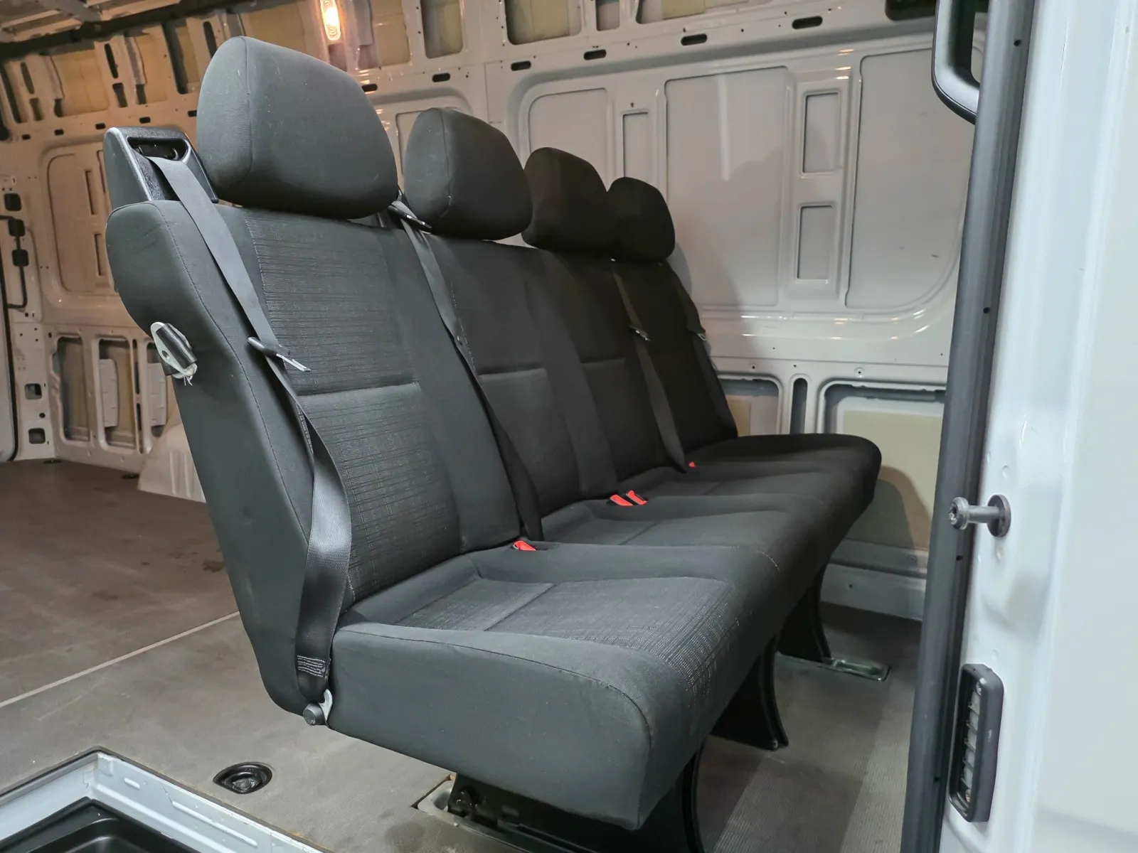 2022 Mercedes-Benz Sprinter Cargo Van Base - Photo 11